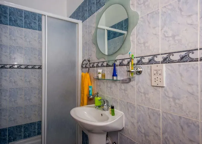 Androniki Luxury Sea Views Pool Bbq Wifi A/c 폴리스